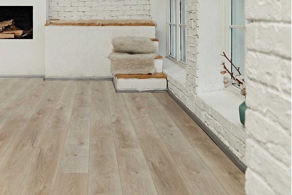 https://bitrix.alpinestore.su/upload/iblock/08d/7_5-oak-natural-bleached_3.jpg